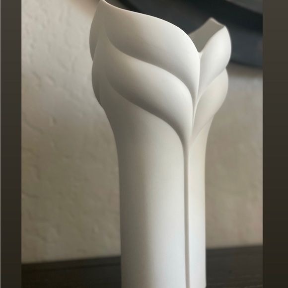 Cala Lily Rosenthal White Bisque Flower Vase Studio-Linie Germany by Uta Feyl - Picture 7 of 7